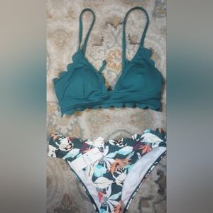 NWT women's Bikini Cupshe size Medium